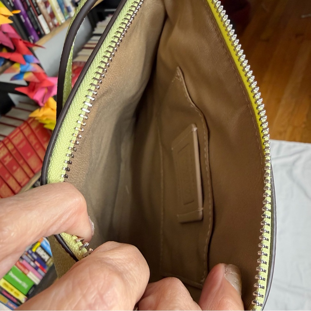 NWOT Coach Mini Rowan File Bag pale lime - Picture 6 of 8